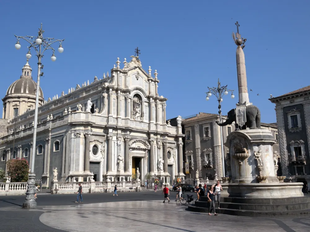 Tour Catania